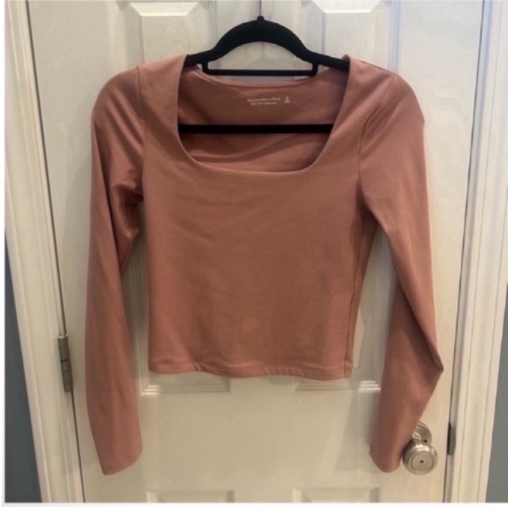 Abercrombie & fitch top